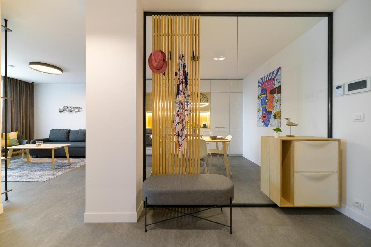 Nobile Apartment - Coral Residence Complex With Parking & Pool Varna Buitenkant foto