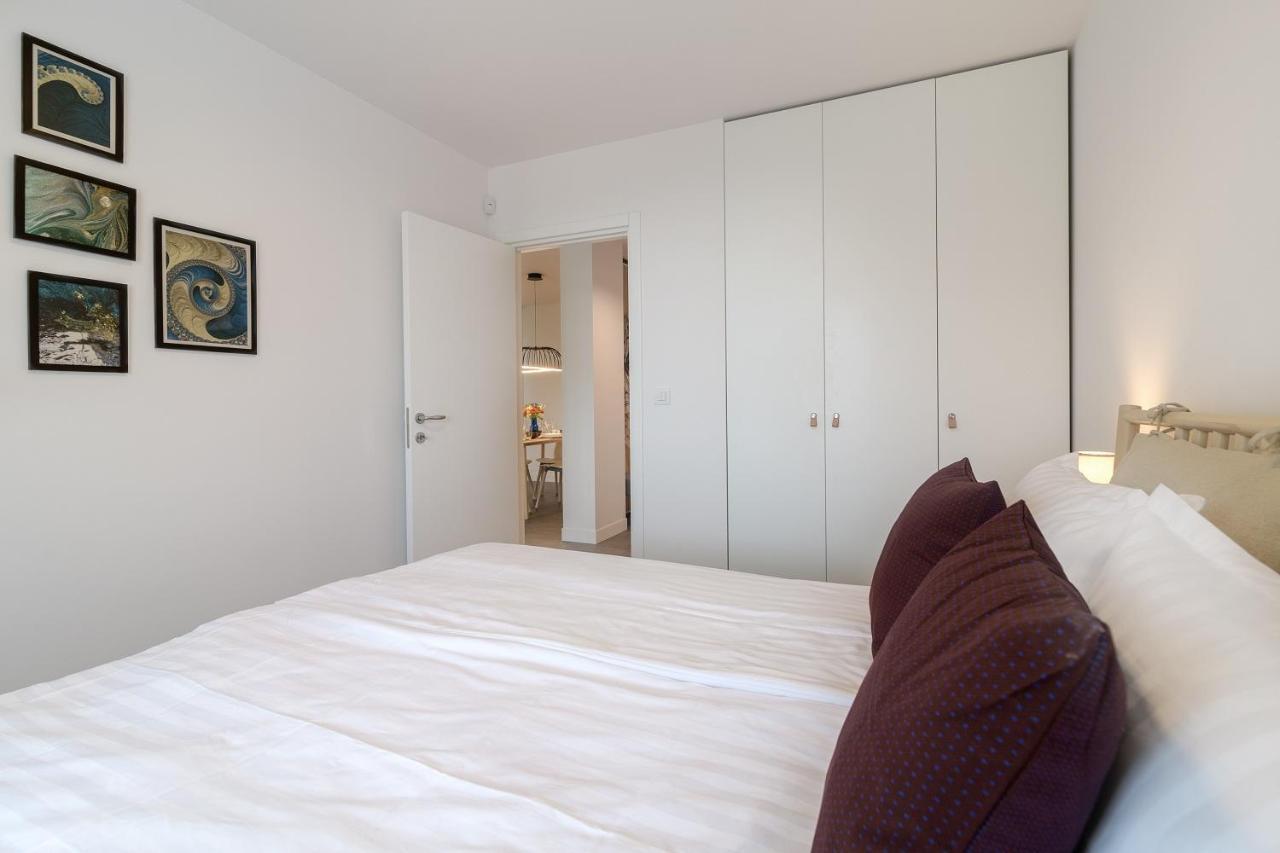 Nobile Apartment - Coral Residence Complex With Parking & Pool Varna Buitenkant foto